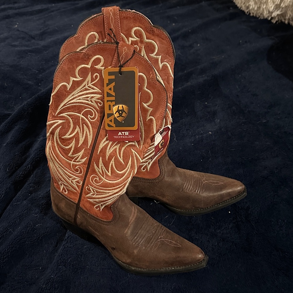 Ariat Cowboy Boots with Cognac Stitched Shaft